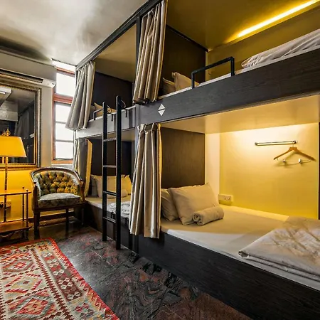 Atelier Hotel